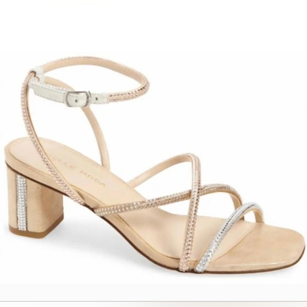 Pelle Moda Shoes Viena 2 -SU Rhinestone Sandal Size 7 NEW